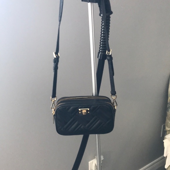 Michael Kors small cross body - Picture 1 of 8